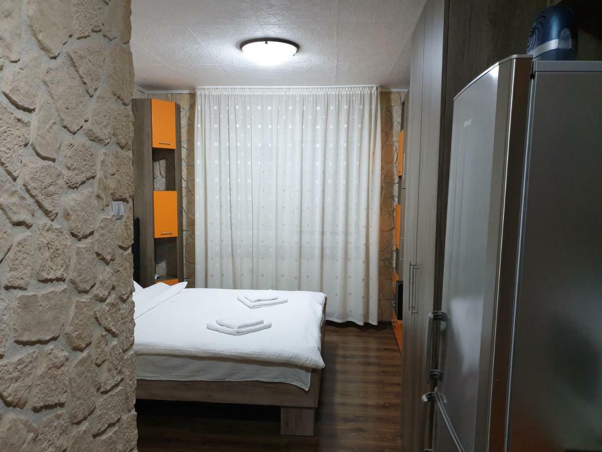 Pretty Bella Apartment Брашов Екстериор снимка