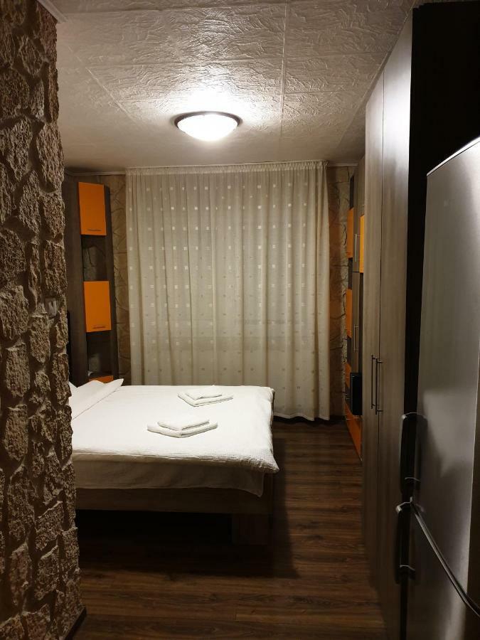 Pretty Bella Apartment Брашов Екстериор снимка