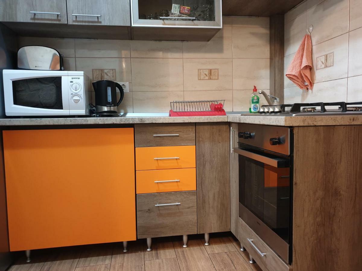 Pretty Bella Apartment Брашов Екстериор снимка